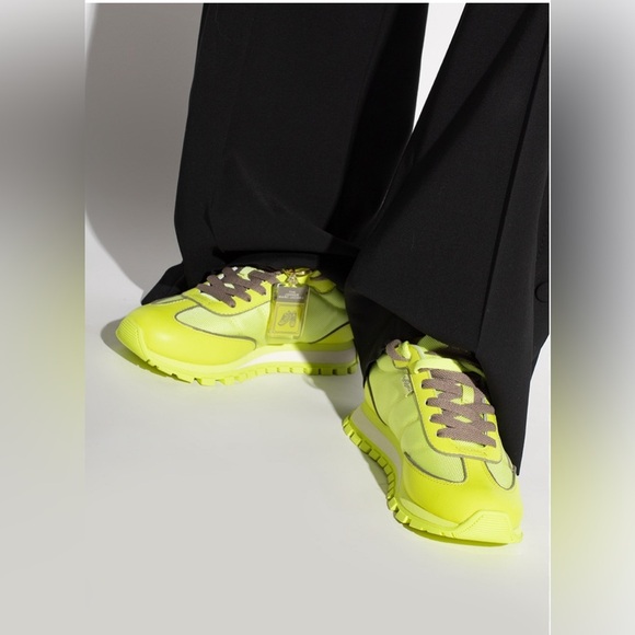 Marc Jacobs The Jogger Sneakers Size 39 US 9 The Fluoro Jogger In Fluo Yellow - Picture 2 of 14